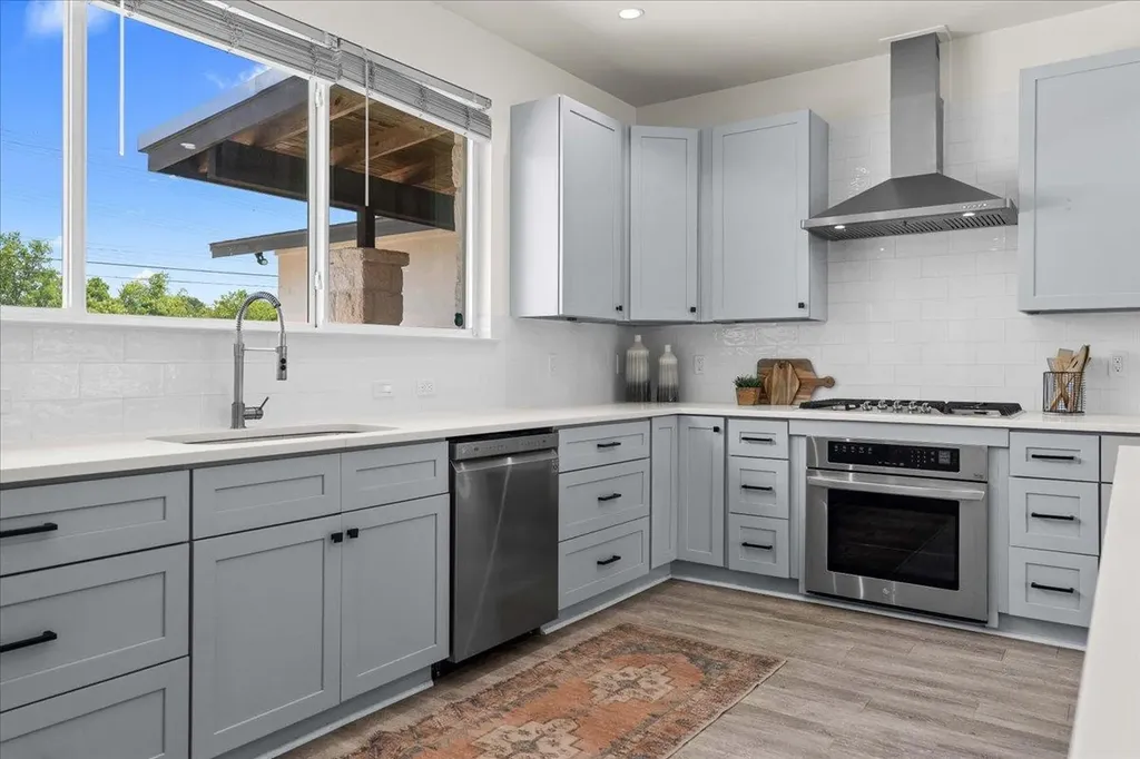 11106 Golf Cove Austin TX 78747
