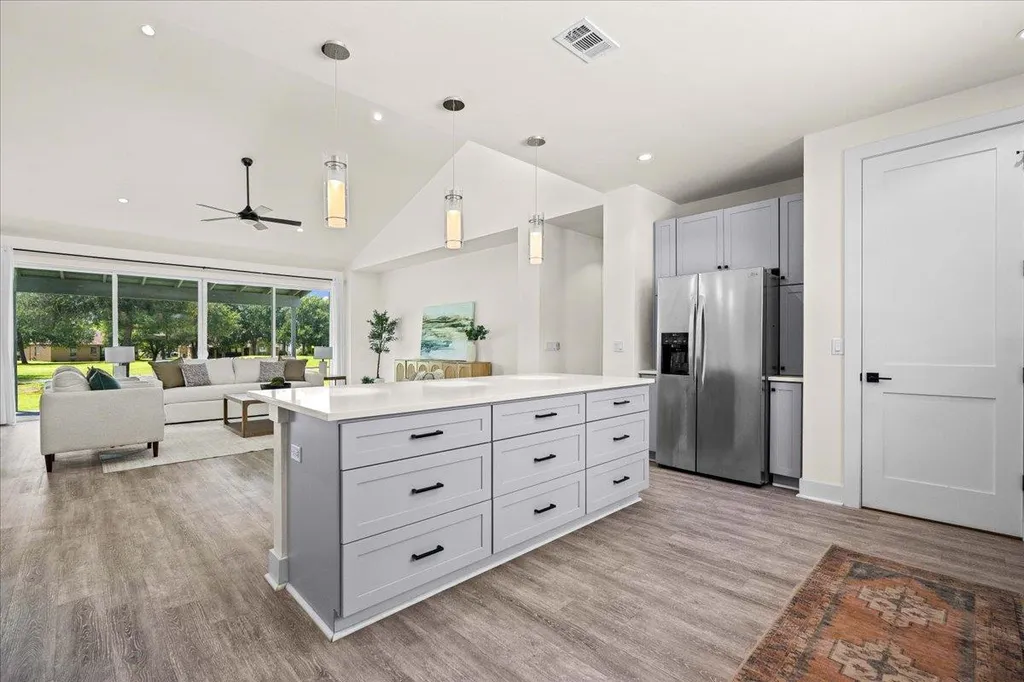 11106 Golf Cove Austin TX 78747