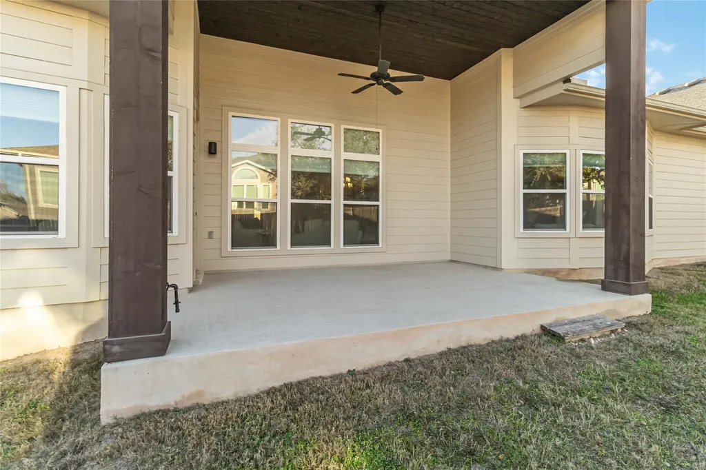 158 Sumter Way Street Kyle TX 78640