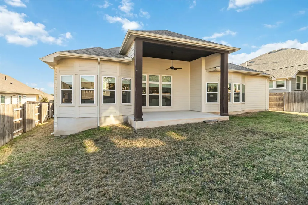 158 Sumter Way Street Kyle TX 78640