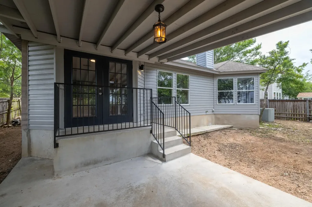 708 Justeford Drive Pflugerville TX 78660