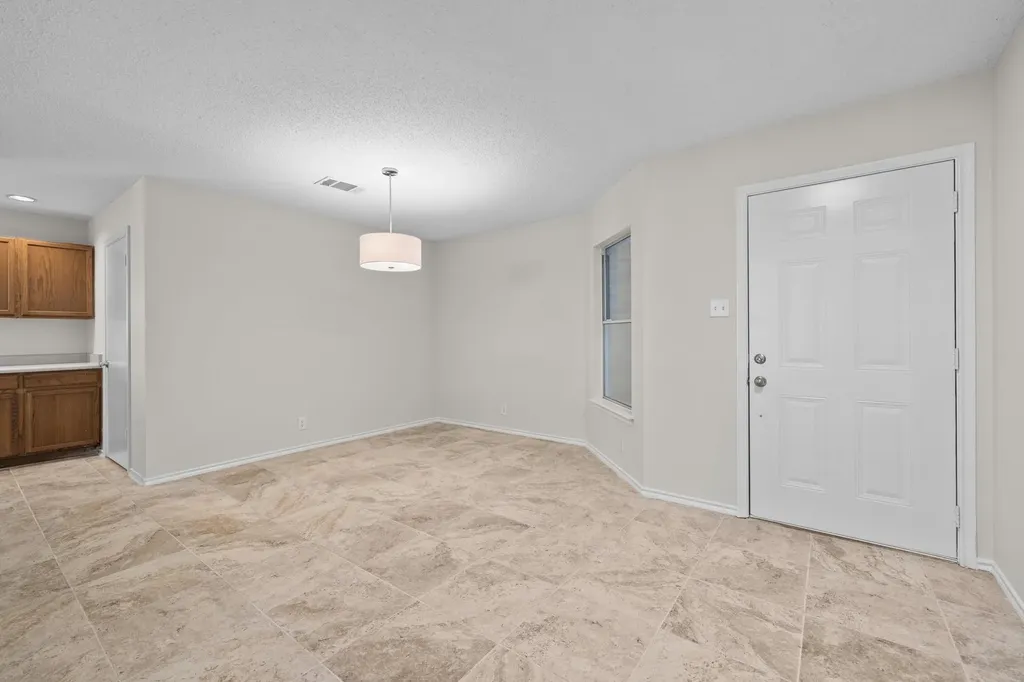 708 Justeford Drive Pflugerville TX 78660