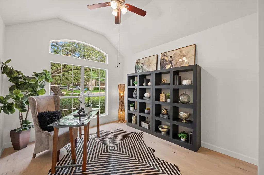 5212 Crystal Water Drive Austin TX 78735