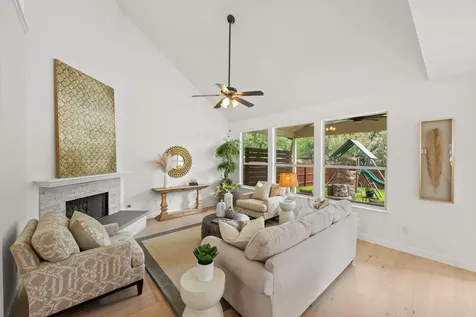 5212 Crystal Water Drive Austin TX 78735