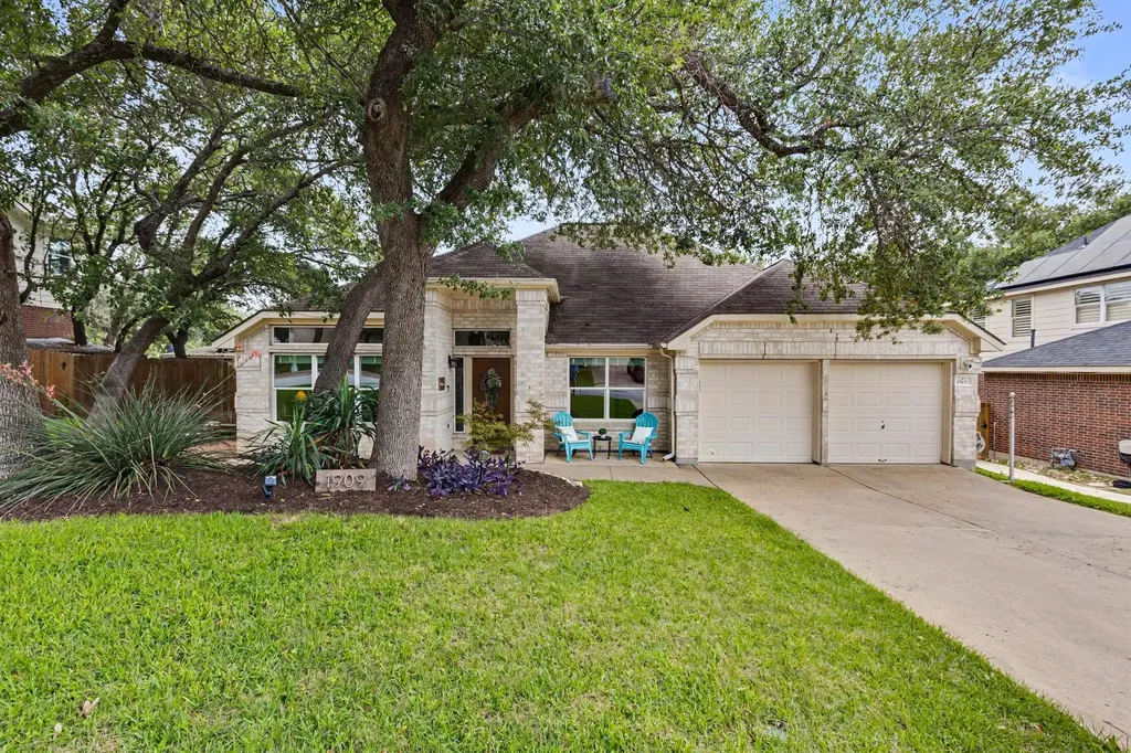 1909 Holly Hill Drive Leander TX 78641
