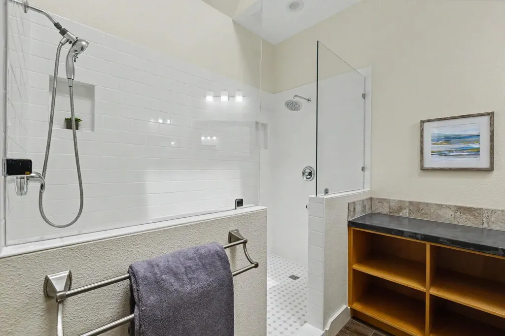 1909 Holly Hill Drive Leander TX 78641