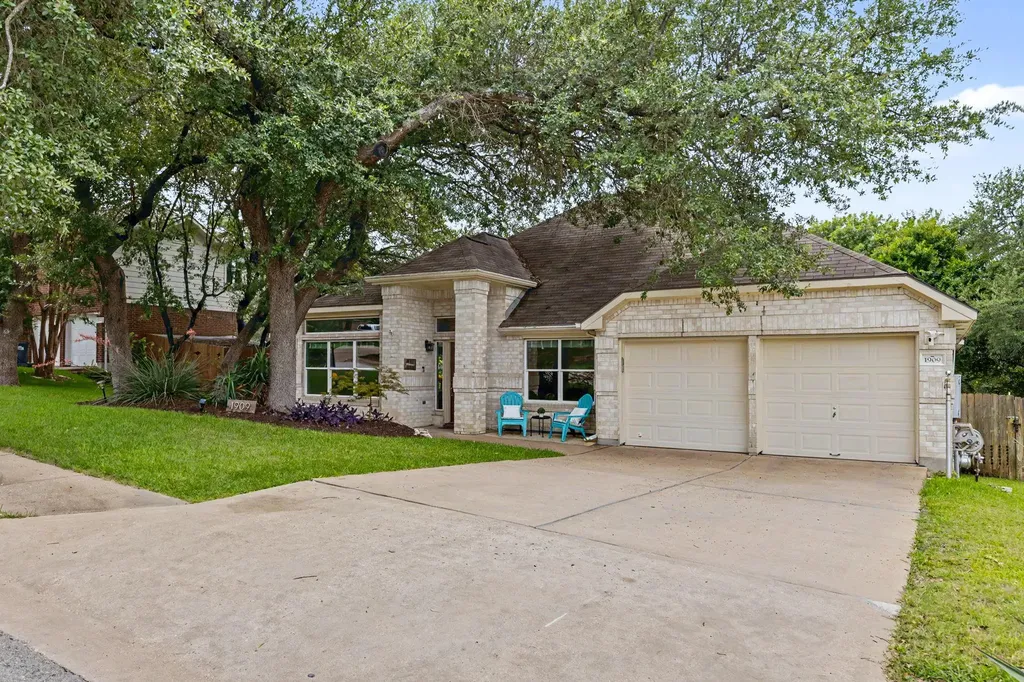 1909 Holly Hill Drive Leander TX 78641