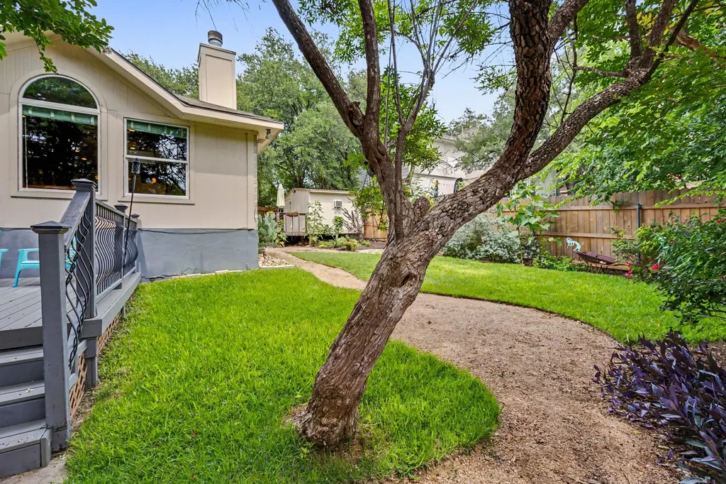 1909 Holly Hill Drive Leander TX 78641