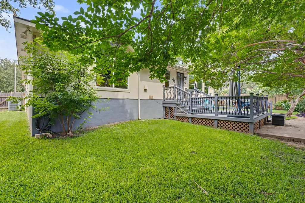 1909 Holly Hill Drive Leander TX 78641
