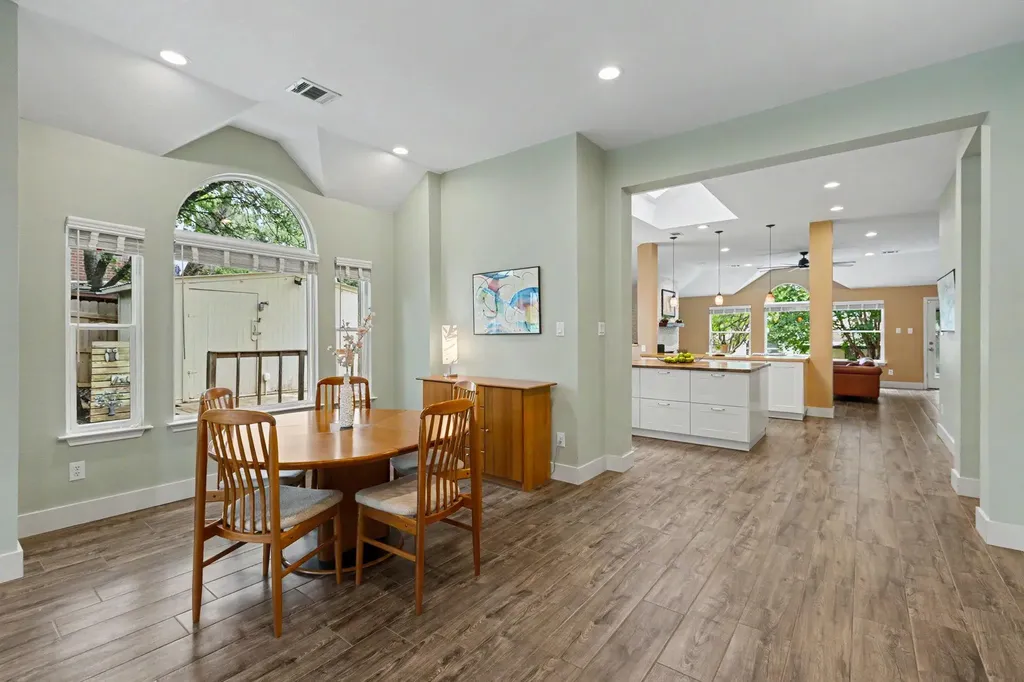 1909 Holly Hill Drive Leander TX 78641