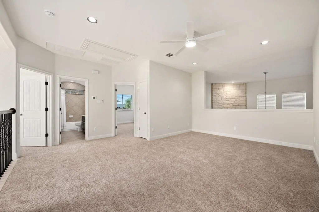 8620 Alophia Drive Austin TX 78739