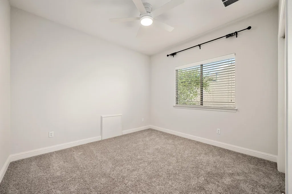 8620 Alophia Drive Austin TX 78739