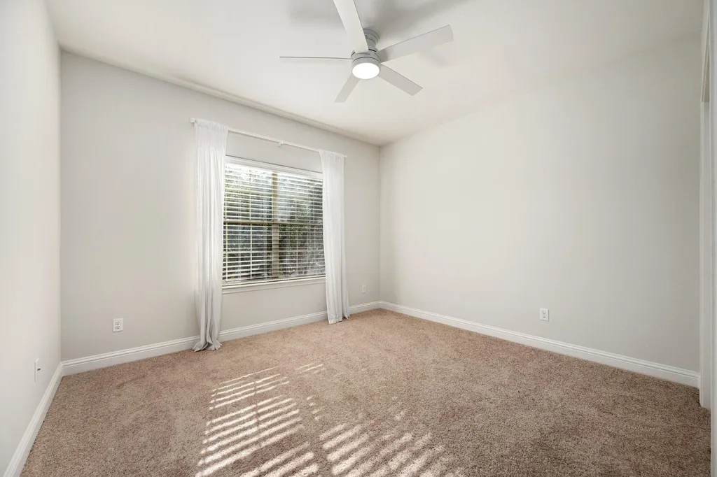8620 Alophia Drive Austin TX 78739