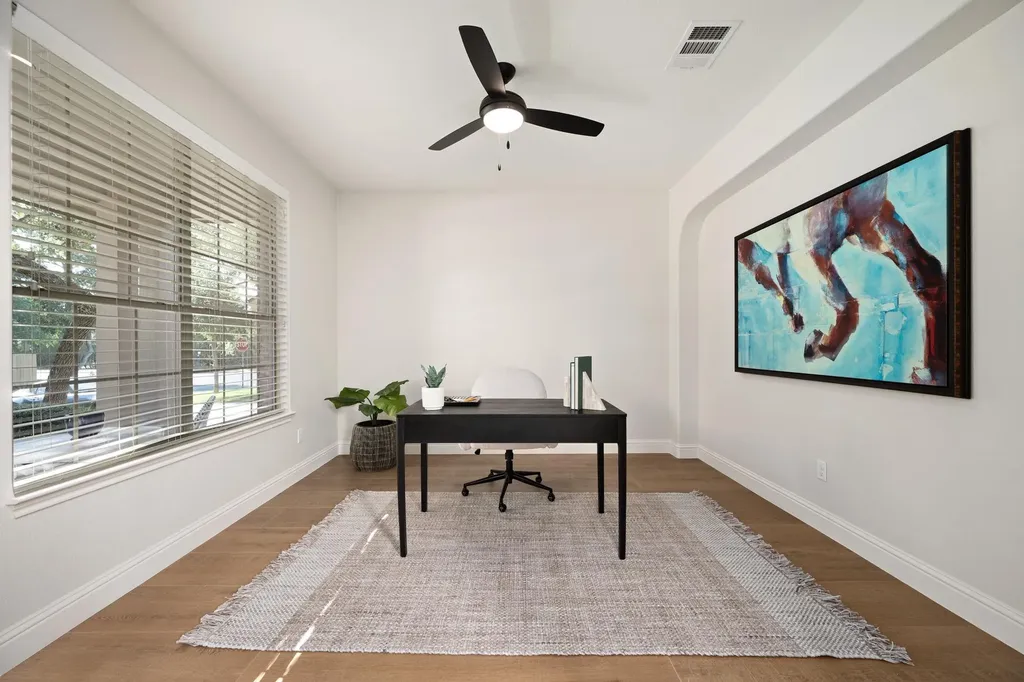 8620 Alophia Drive Austin TX 78739