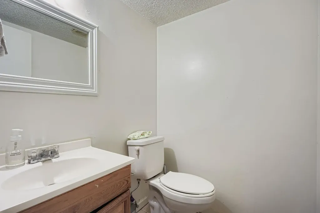 5803 Cougar Drive Austin TX 78745