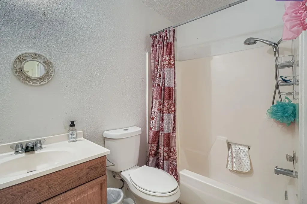 5803 Cougar Drive Austin TX 78745