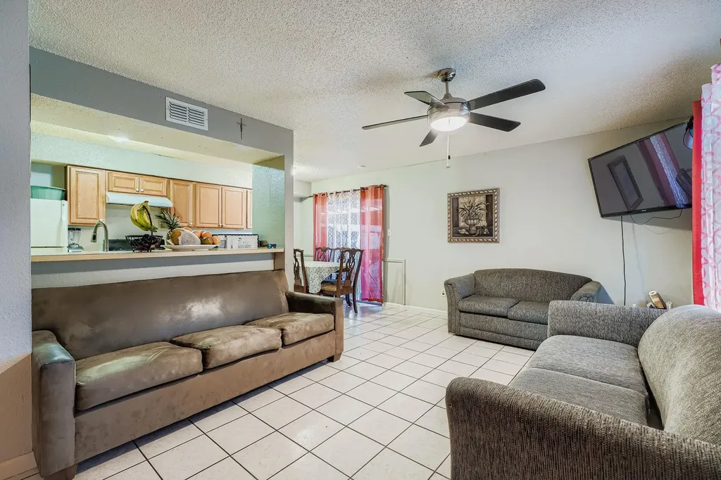 5803 Cougar Drive Austin TX 78745