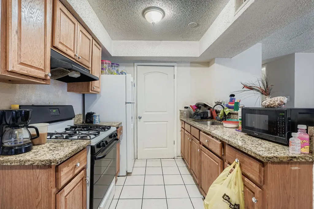 5803 Cougar Drive Austin TX 78745