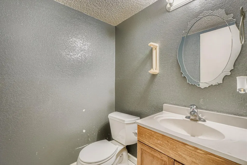 5803 Cougar Drive Austin TX 78745