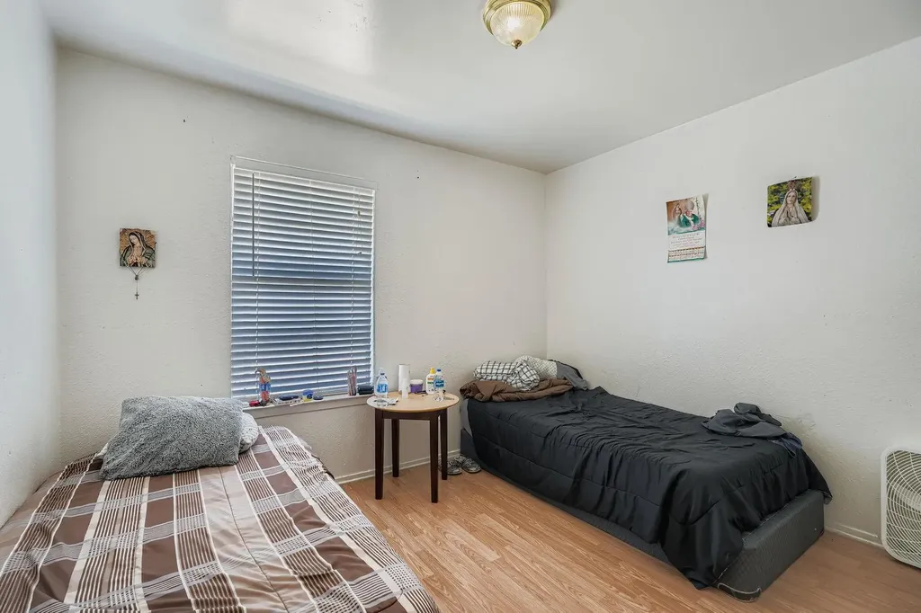 5803 Cougar Drive Austin TX 78745