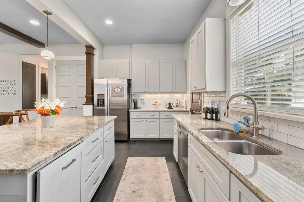 1008 W 22nd Street Austin TX 78705