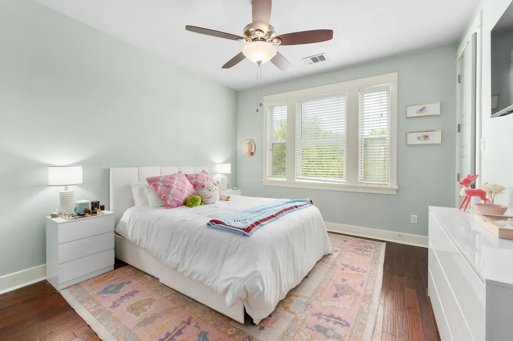 1008 W 22nd Street Austin TX 78705