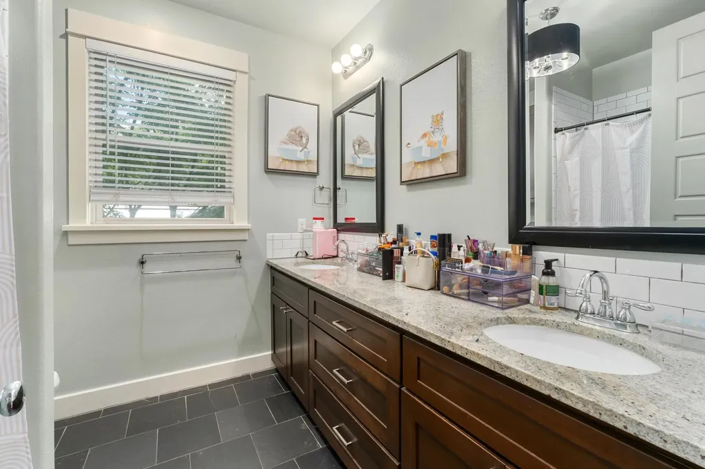 1008 W 22nd Street Austin TX 78705