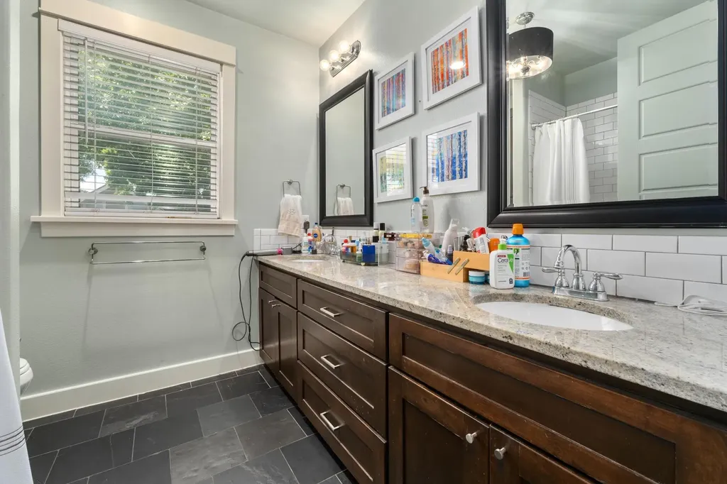 1008 W 22nd Street Austin TX 78705