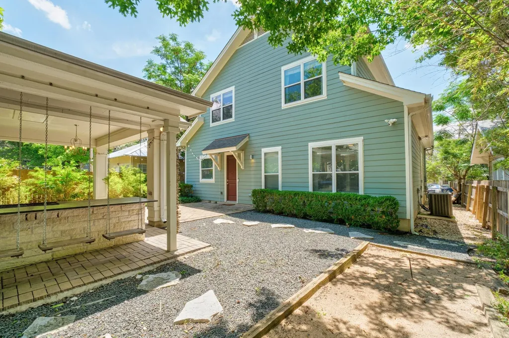 1008 W 22nd Street Austin TX 78705
