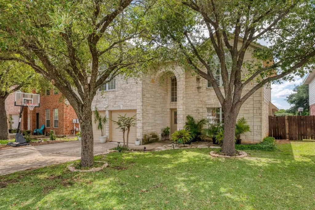 8709 Glen Canyon Drive Round Rock TX 78681