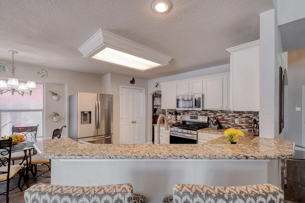 8709 Glen Canyon Drive Round Rock TX 78681