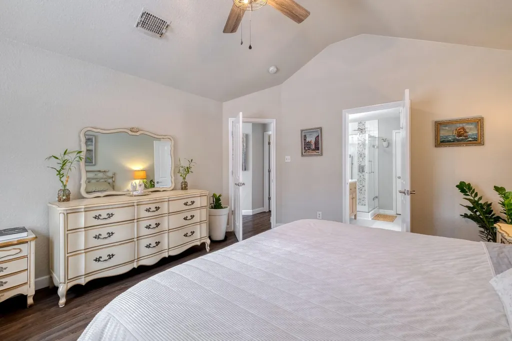 8709 Glen Canyon Drive Round Rock TX 78681