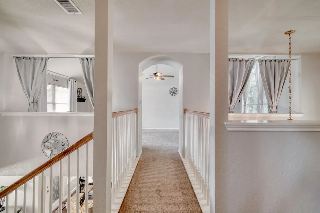 8709 Glen Canyon Drive Round Rock TX 78681
