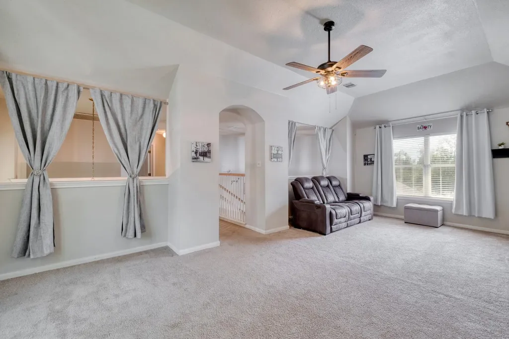 8709 Glen Canyon Drive Round Rock TX 78681