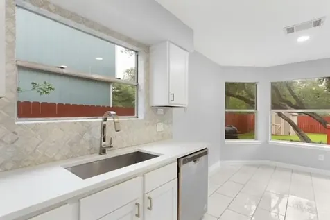 6200 La Naranja Lane Austin TX 78749