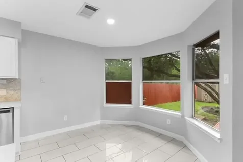 6200 La Naranja Lane Austin TX 78749