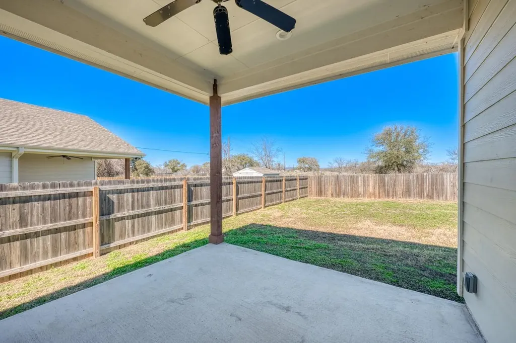 1516 Stonecrest Drive Granite Shoals TX 78654