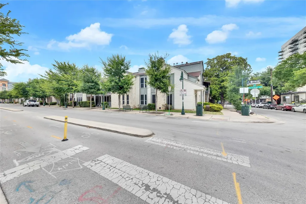 2529 Rio Grande Street Austin TX 78705