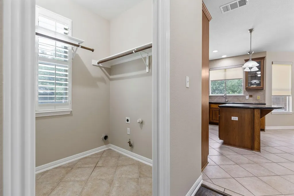 2227 Buena Vista Lane Round Rock TX 78665