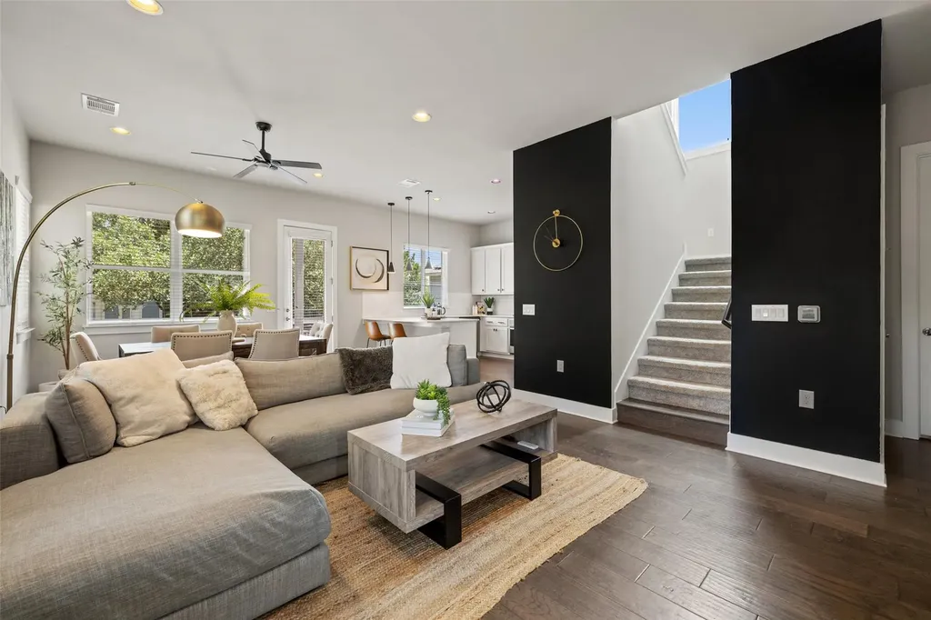 314 Virtus Bend Austin TX 78748