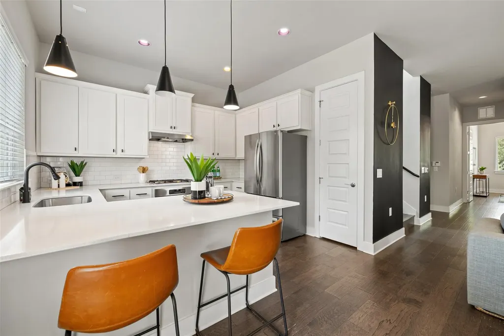 314 Virtus Bend Austin TX 78748