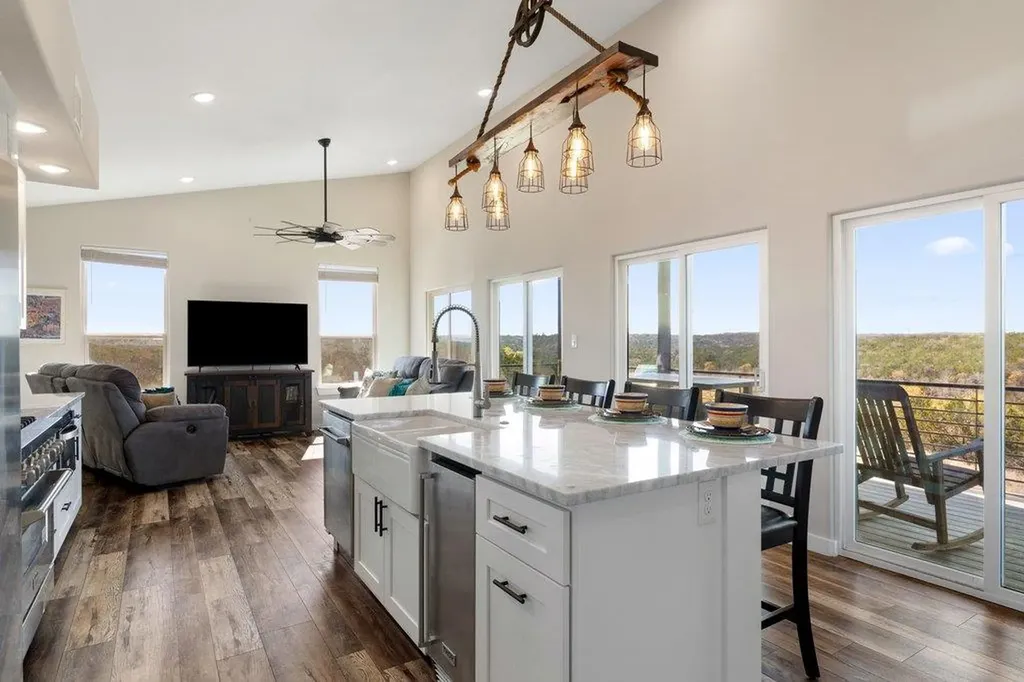 582 Delaware Creek Road Blanco TX 78006