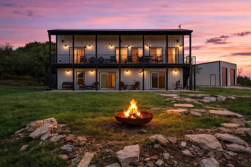 582 Delaware Creek Road Blanco TX 78006