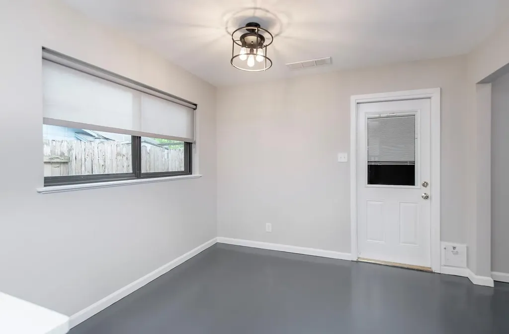 9207 Hunters Trace Austin TX 78758