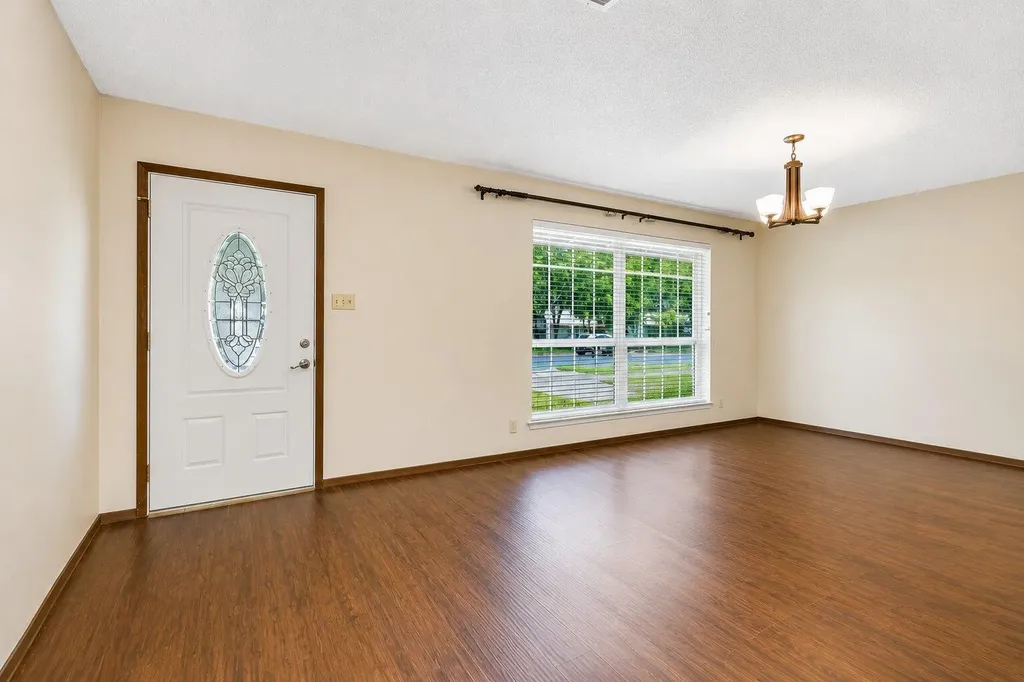11012 Alhambra Drive Austin TX 78759