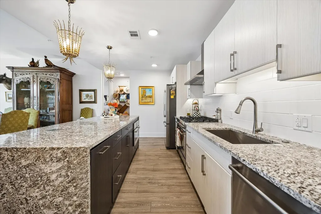 1715 Enfield Road Austin TX 78703