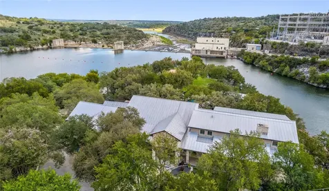 1450 Los Escondidos Street Marble Falls TX 78654