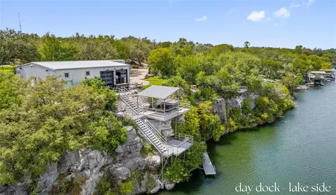 1450 Los Escondidos Street Marble Falls TX 78654