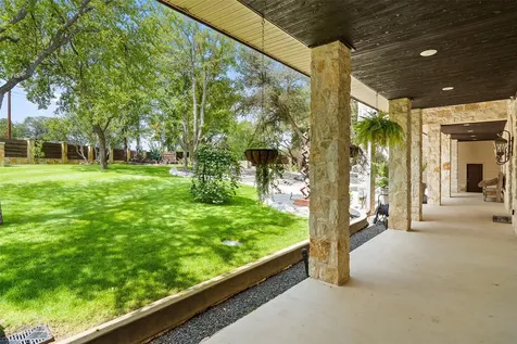 1450 Los Escondidos Street Marble Falls TX 78654