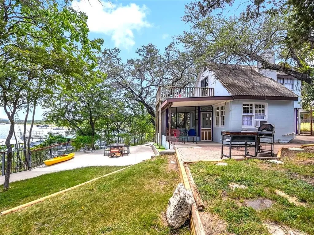 16809 Hurst Creek Circle Austin TX 78734